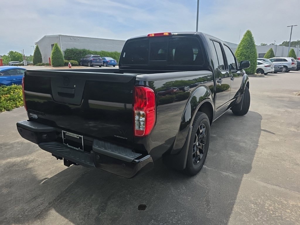 Used 2020 Nissan Frontier SV w/ Midnight Edition Floor Mats image 5