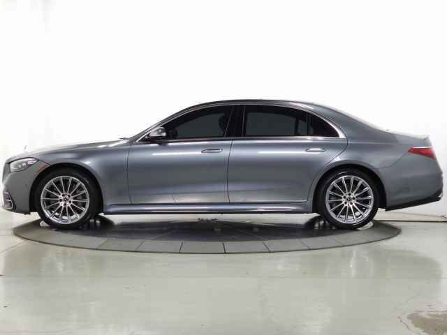 Used 2022 Mercedes-Benz S 580 4MATIC Sedan image 6