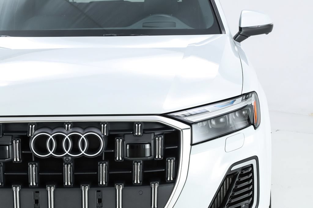 Used 2025 Audi Q7 3.0T Prestige w/ Prestige Package AWD/4WD image 32