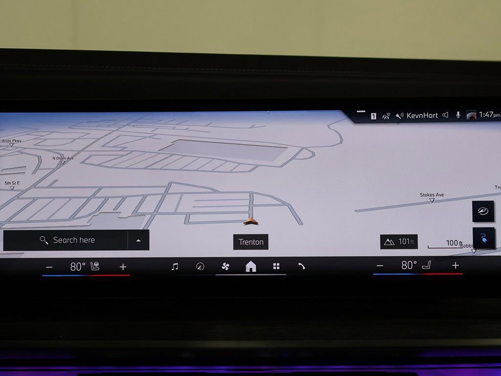 Used 2025 BMW i7 xDrive60 w/ Premium Package AWD/4WD image 48