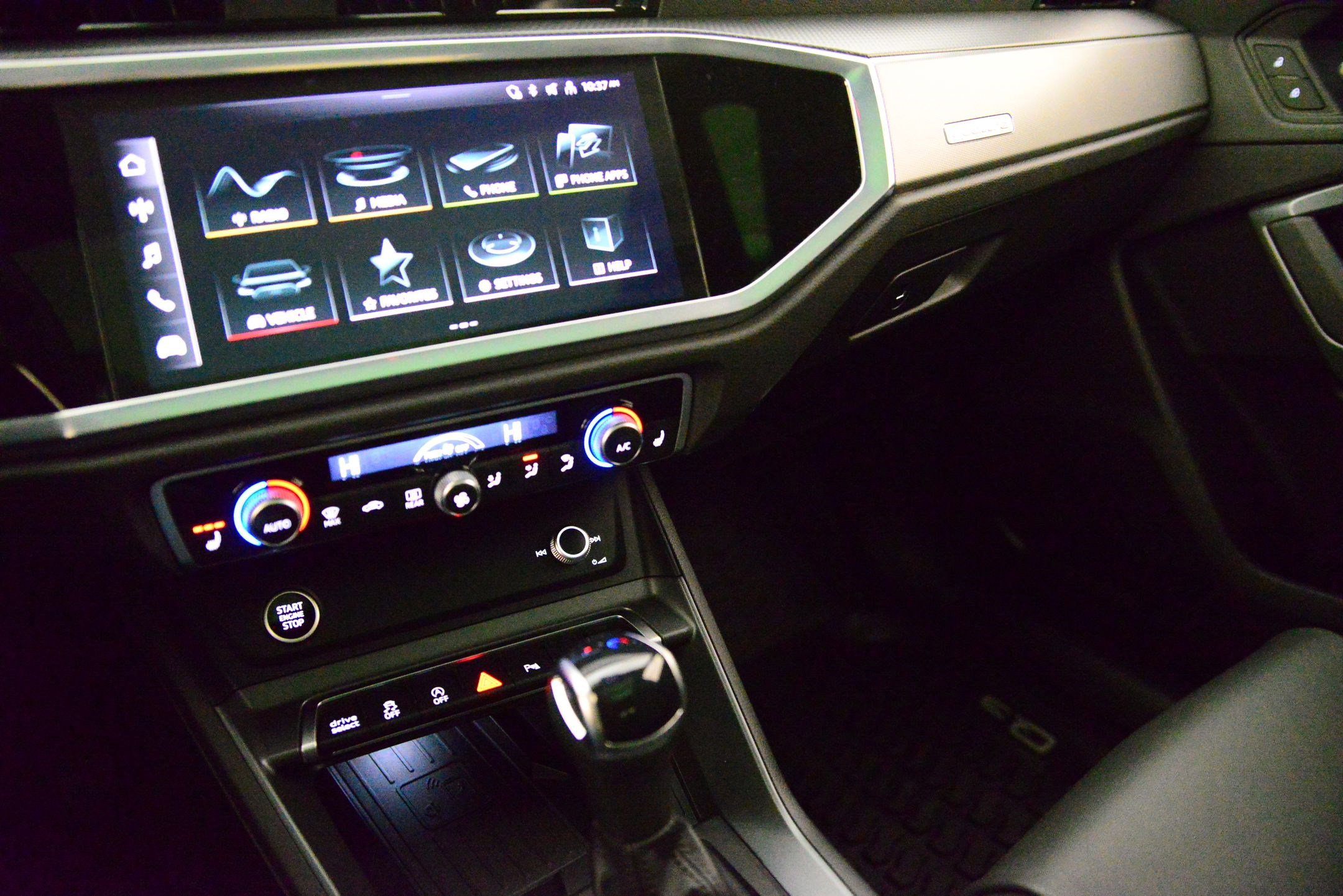 Certified 2025 Audi Q3 2.0T Premium w/ Convenience Package image 28