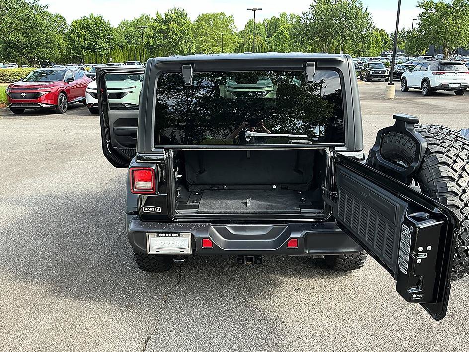 Used 2026 Jeep Wrangler Sport AWD/4WD image 22