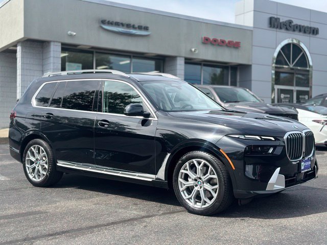 Used 2026 BMW X7 xDrive40i AWD/4WD image 9
