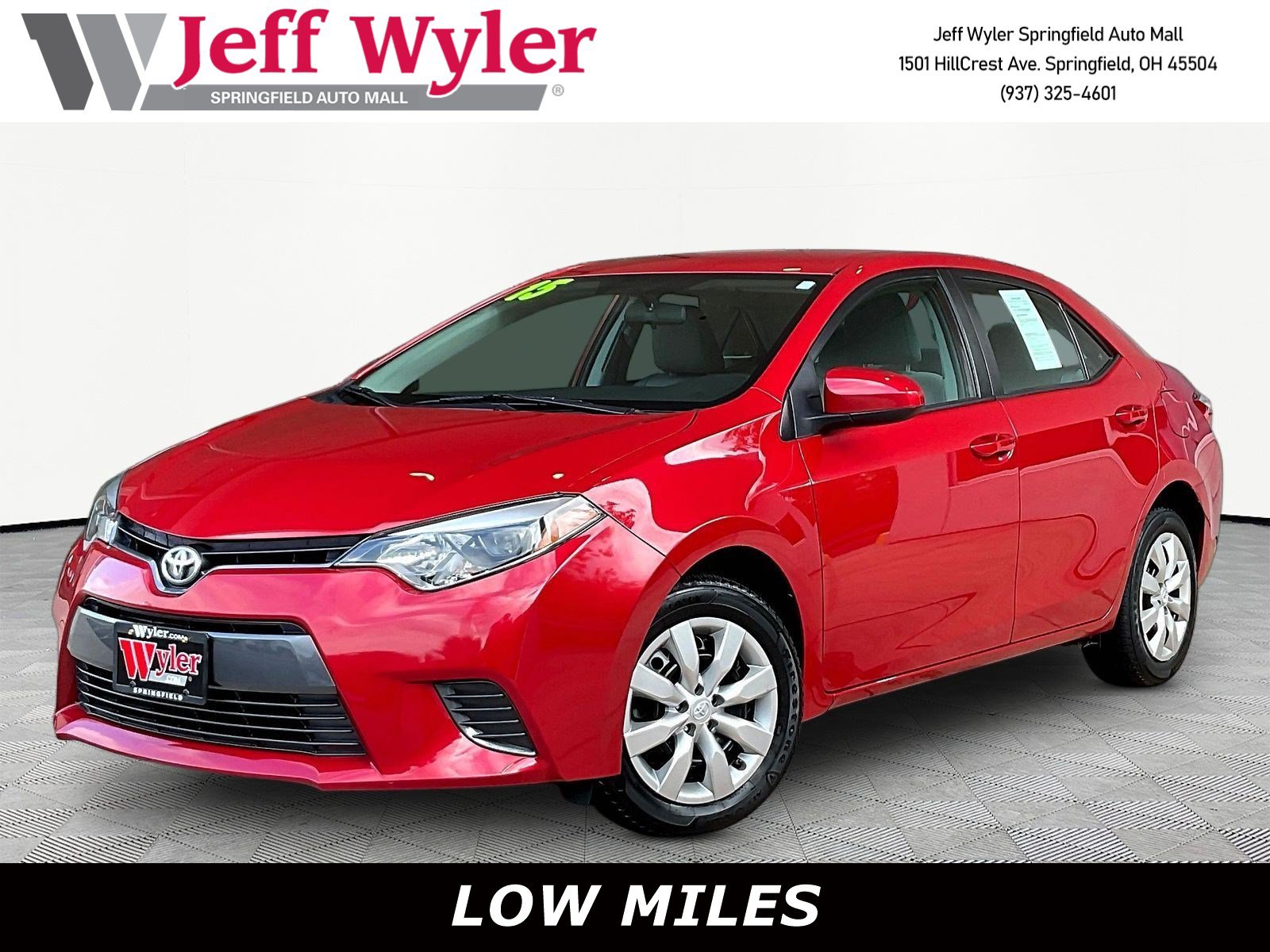 Used 2015 Toyota Corolla LE FWD image 1
