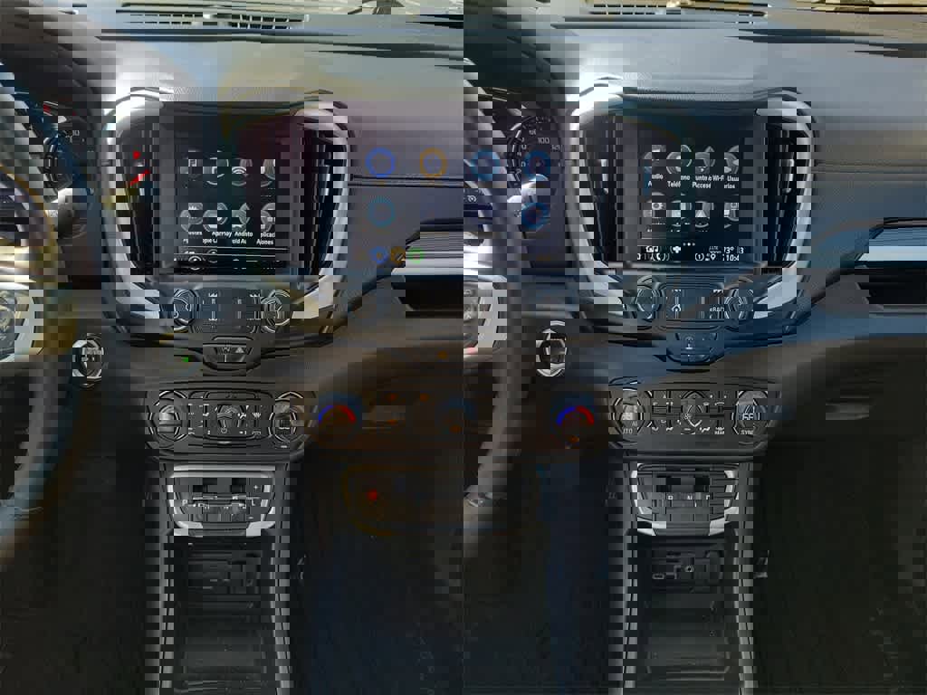 Used 2023 GMC Terrain SLT image 15