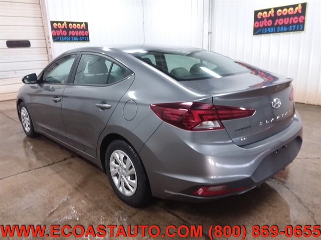 Used 2019 Hyundai Elantra SE FWD image 6