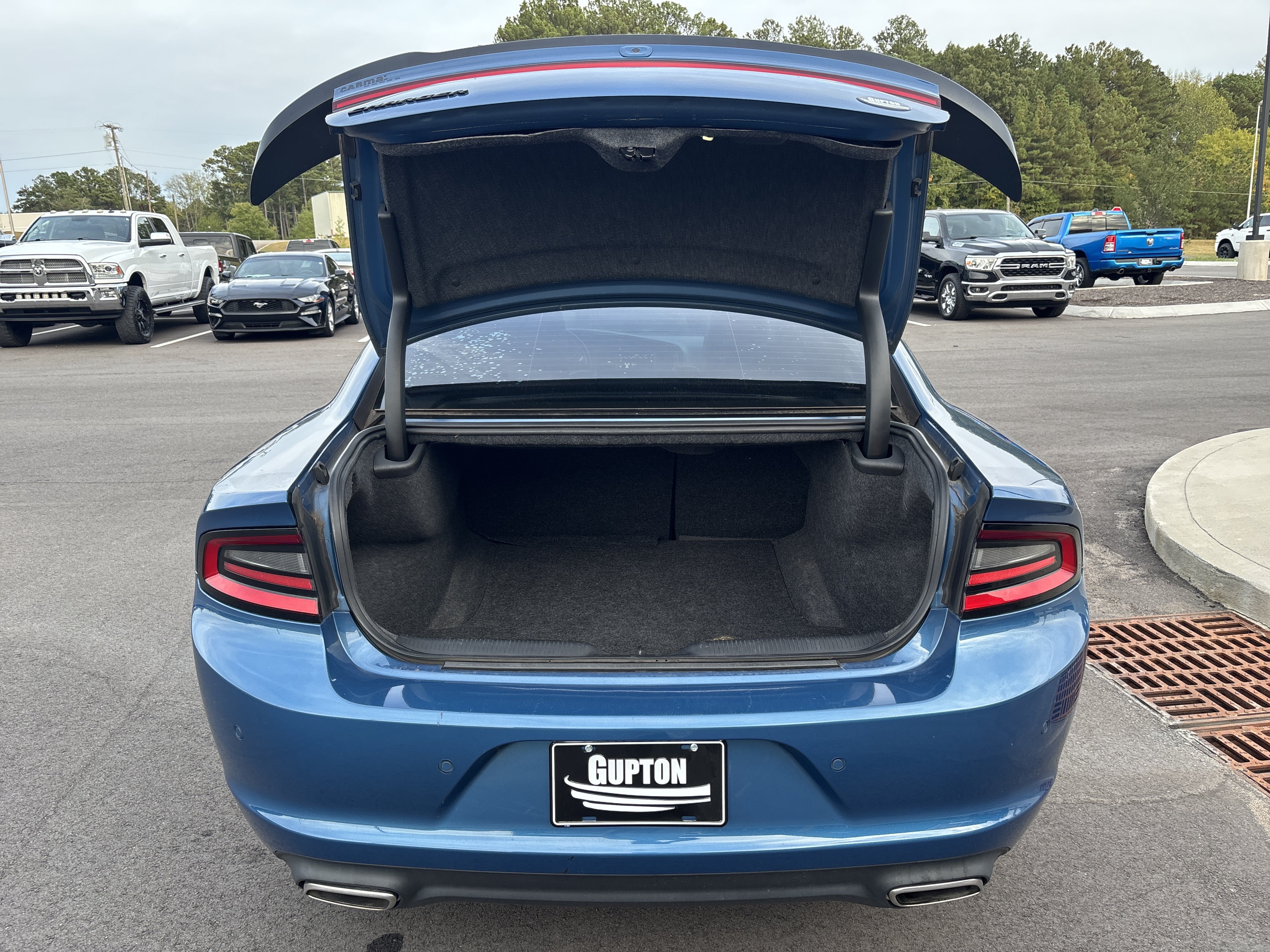 Used 2021 Dodge Charger SXT w/ Plus Group RWD image 33