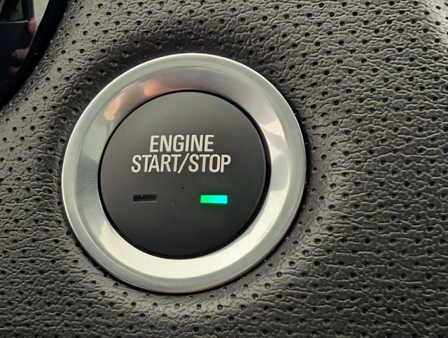 Used 2025 Cadillac XT5 Premium Luxury image 25