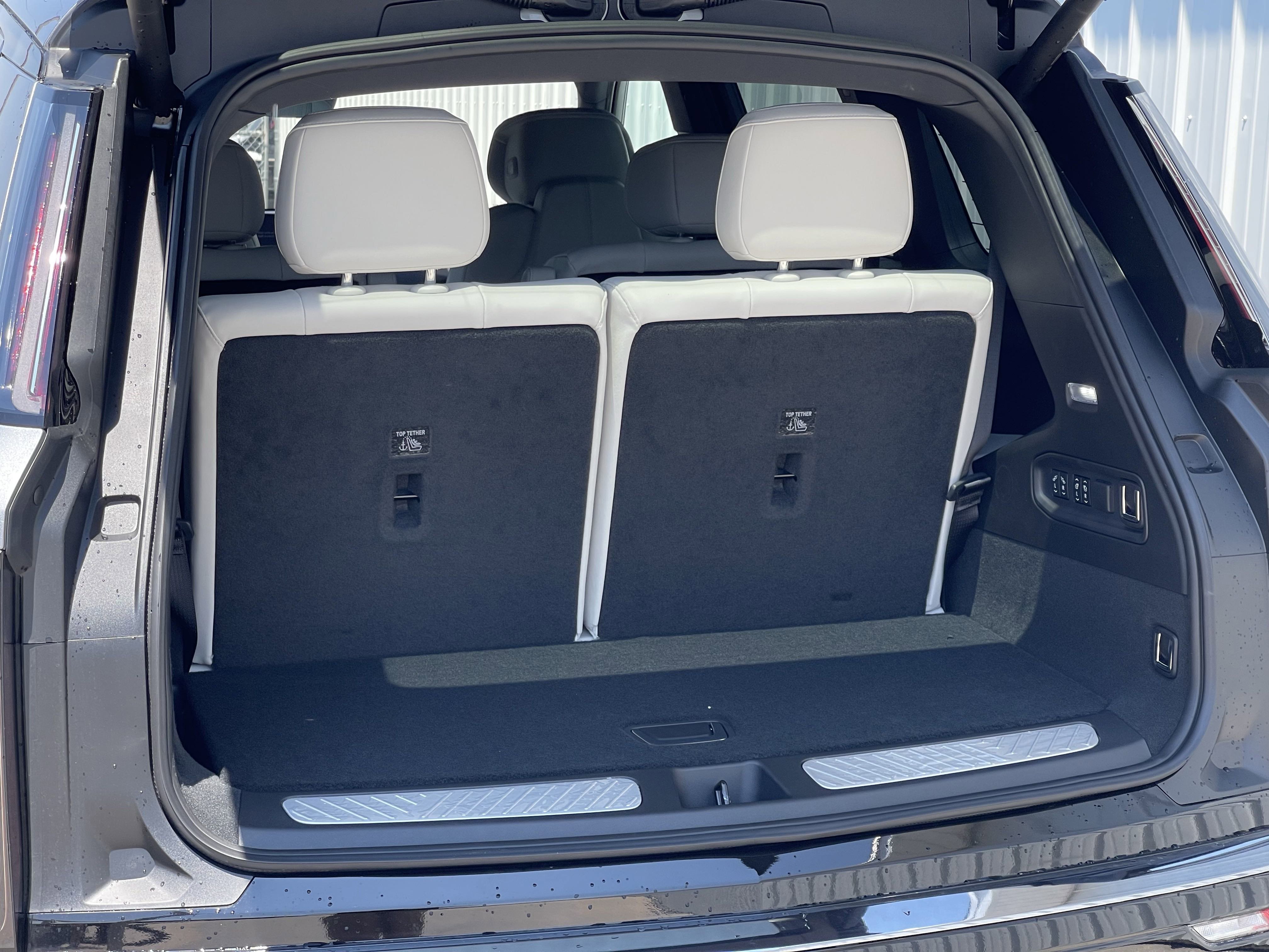 New 2026 Cadillac Vistiq Sport image 5