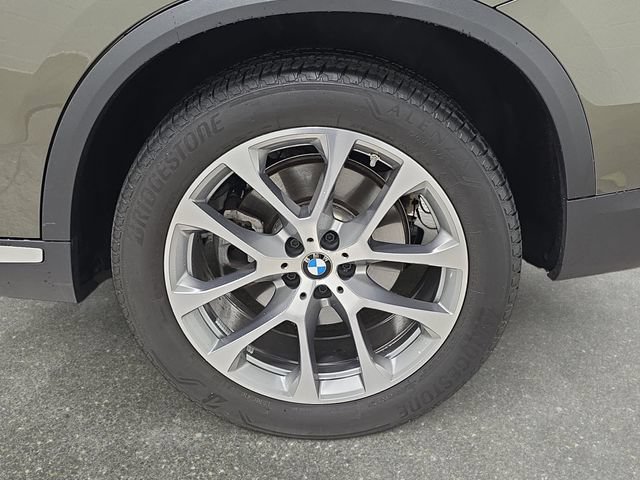Used 2024 BMW X5 xDrive40i w/ Premium Package AWD/4WD image 28