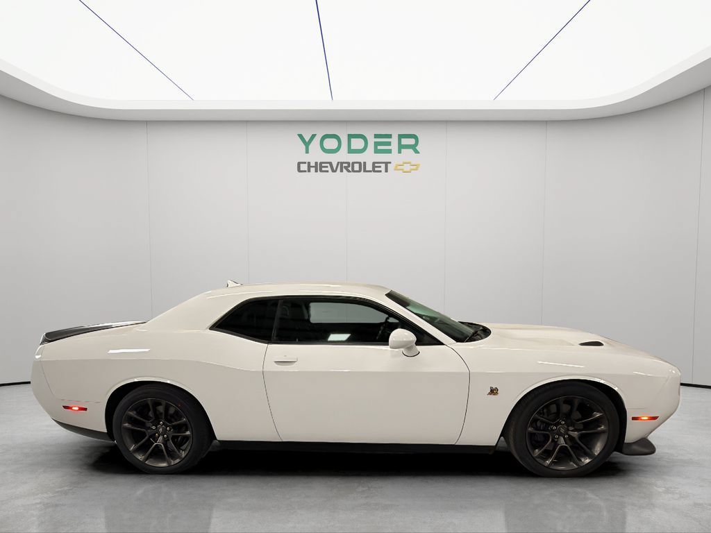 Used 2022 Dodge Challenger R/T Scat Pack w/ Plus Package RWD image 3