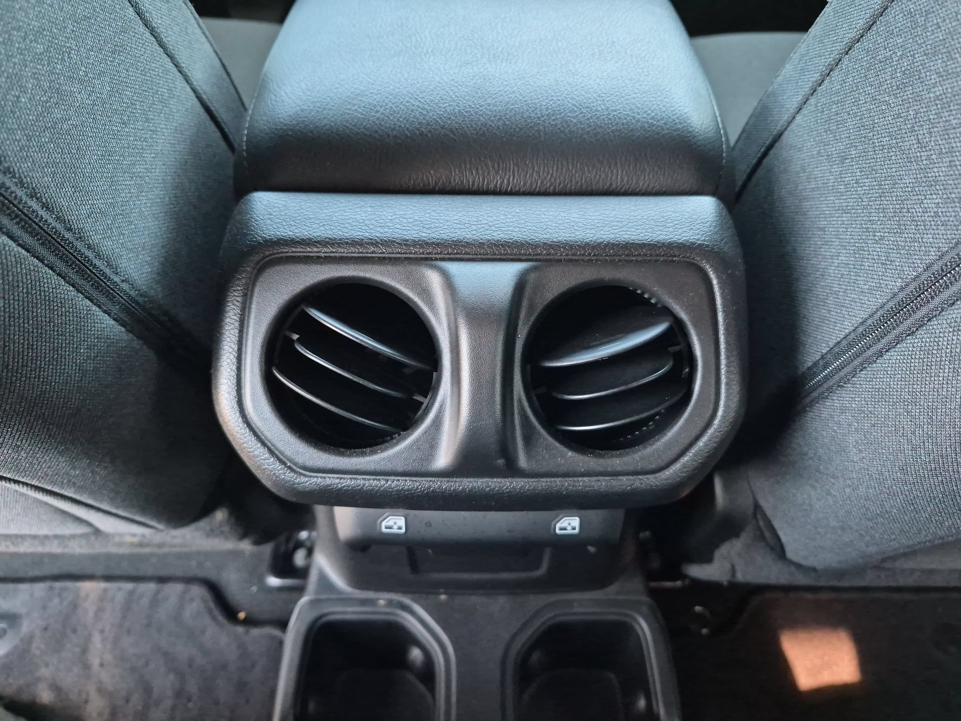 Used 2025 Jeep Gladiator Sport AWD/4WD image 20