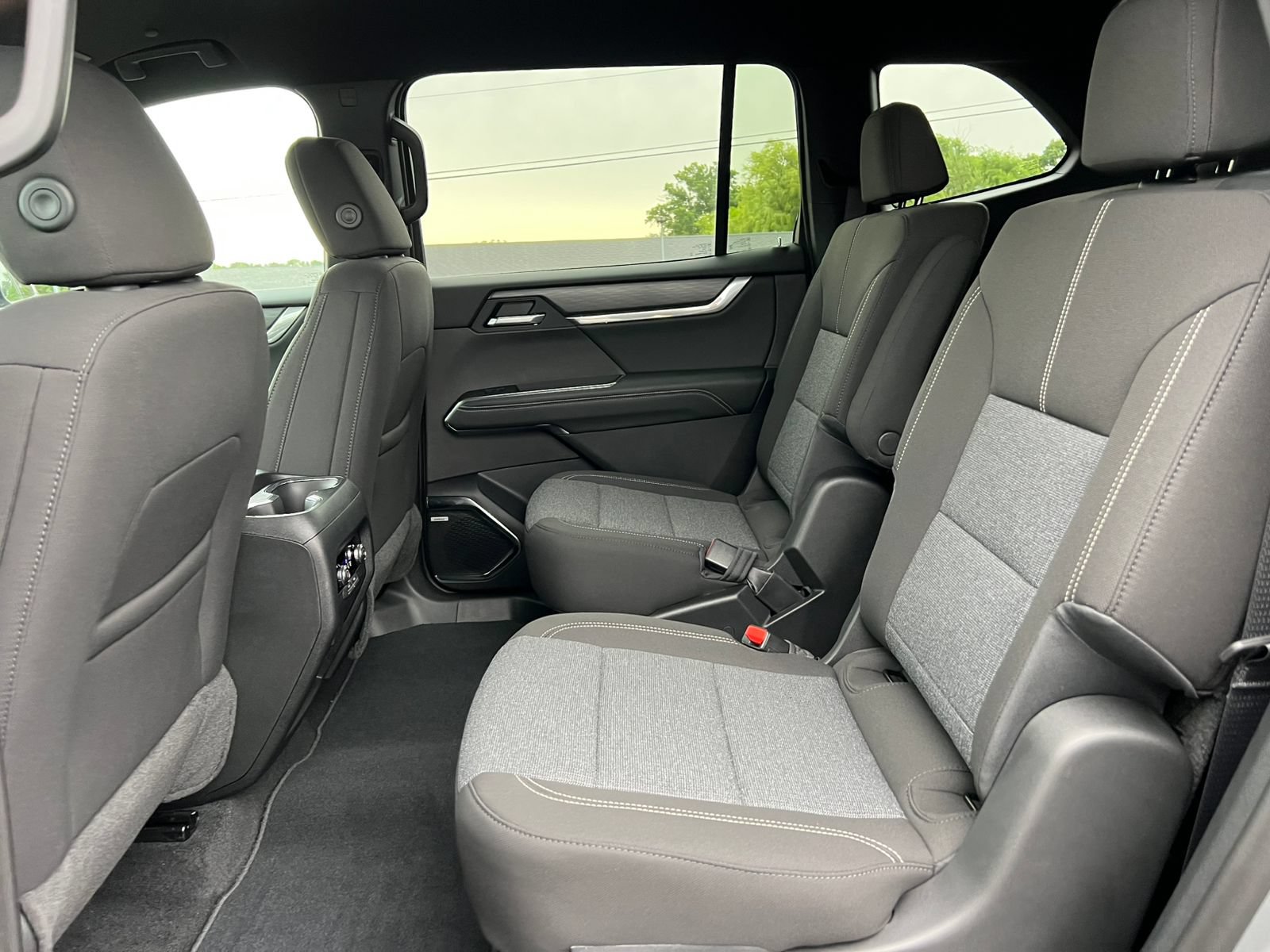 New 2026 GMC Acadia Elevation AWD/4WD image 5