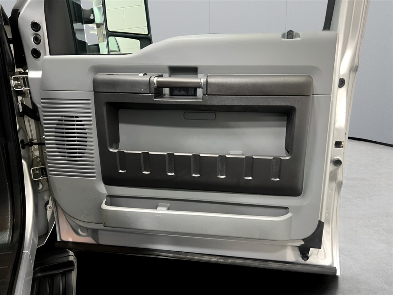 Used 2015 Ford F250 XL w/ XL Appearance Package image 21