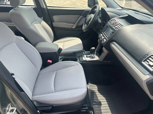 Used 2017 Subaru Forester 2.5i AWD/4WD image 19