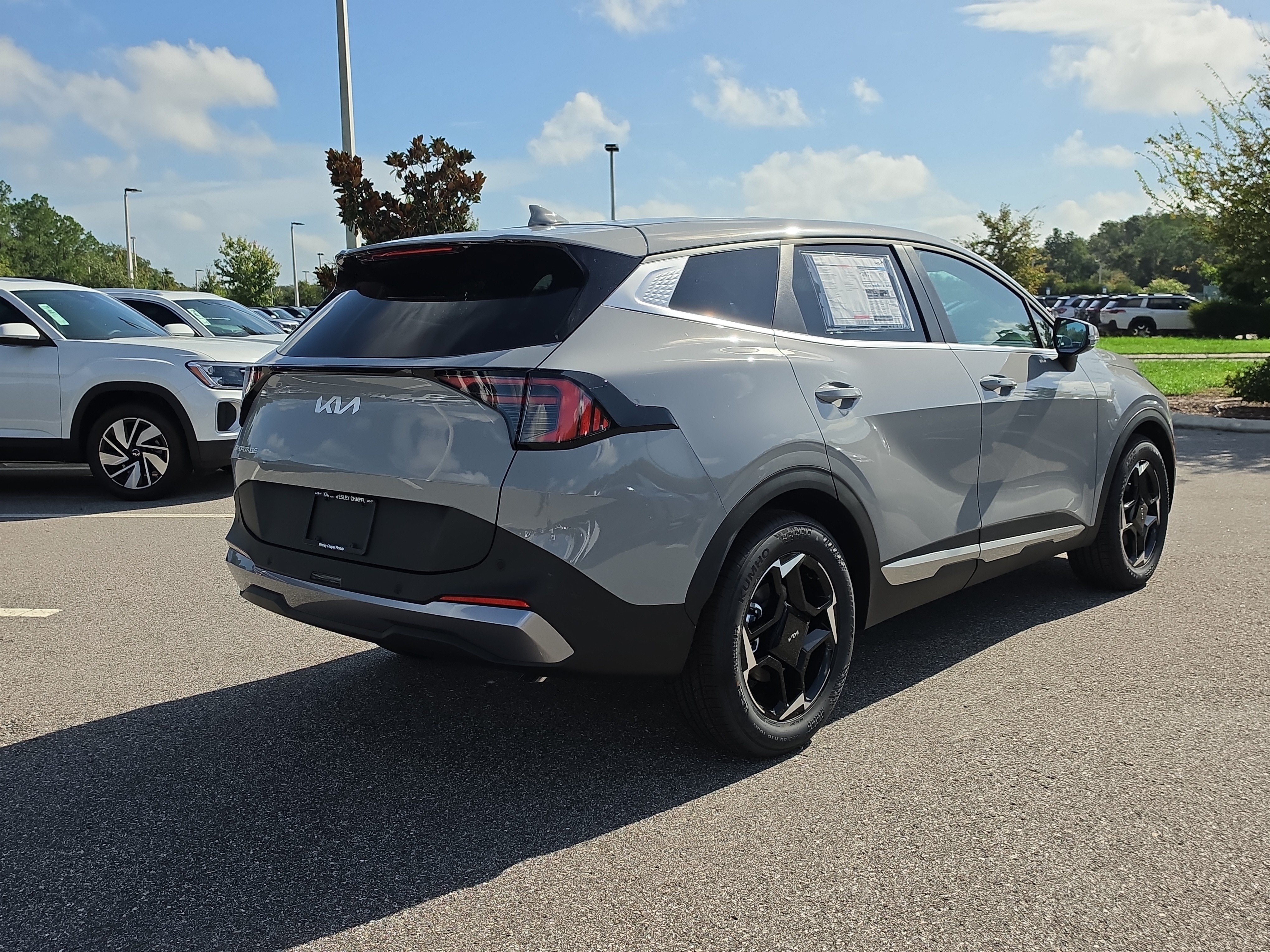 New 2027 Kia Sportage EX FWD image 8