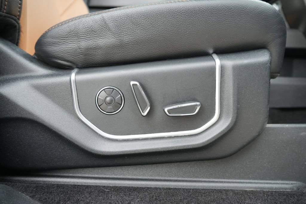 Used 2016 Ford F150 Limited image 14