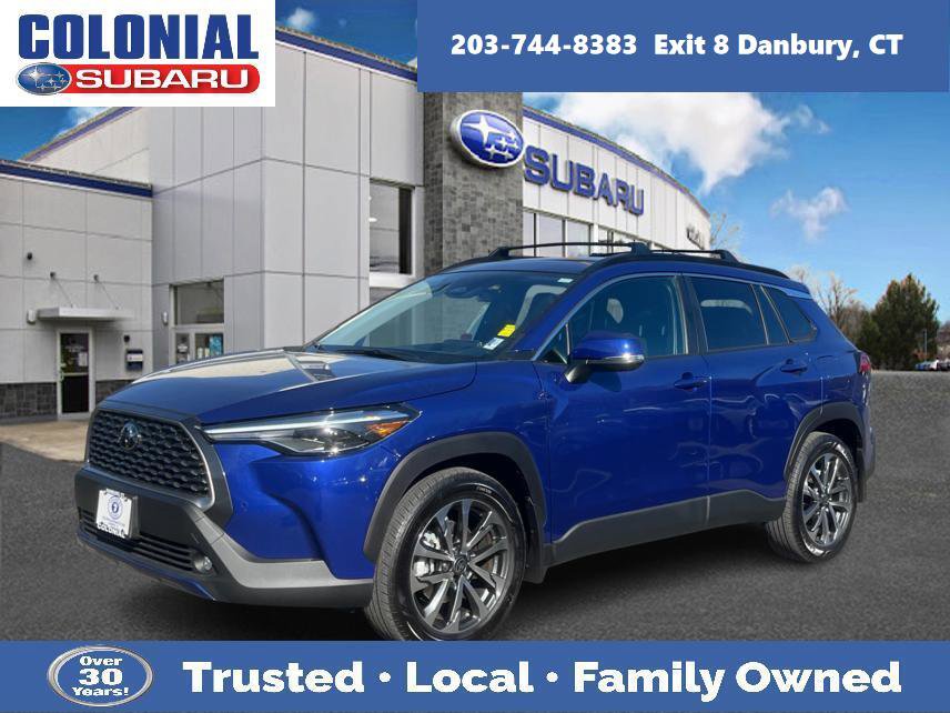 Used 2023 Toyota Corolla Cross XLE w/ Convenience Package image 1