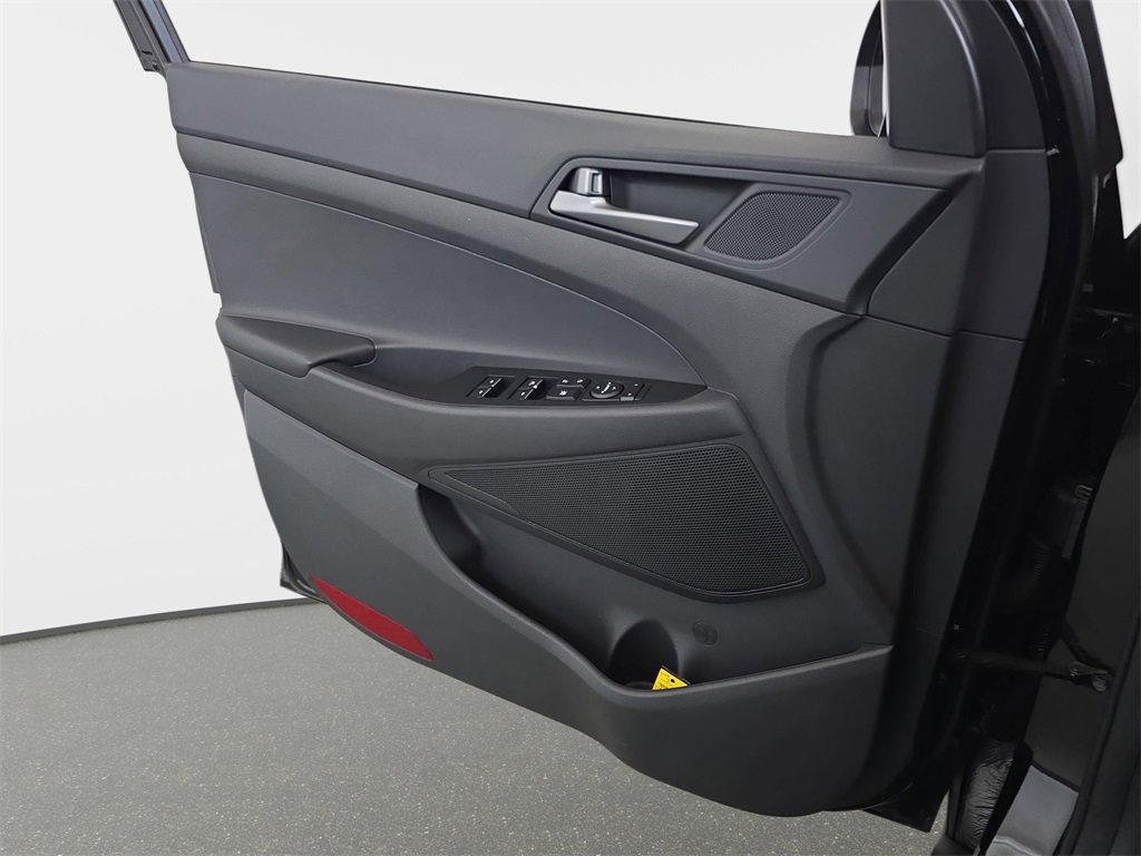 Used 2016 Hyundai Tucson Limited image 29