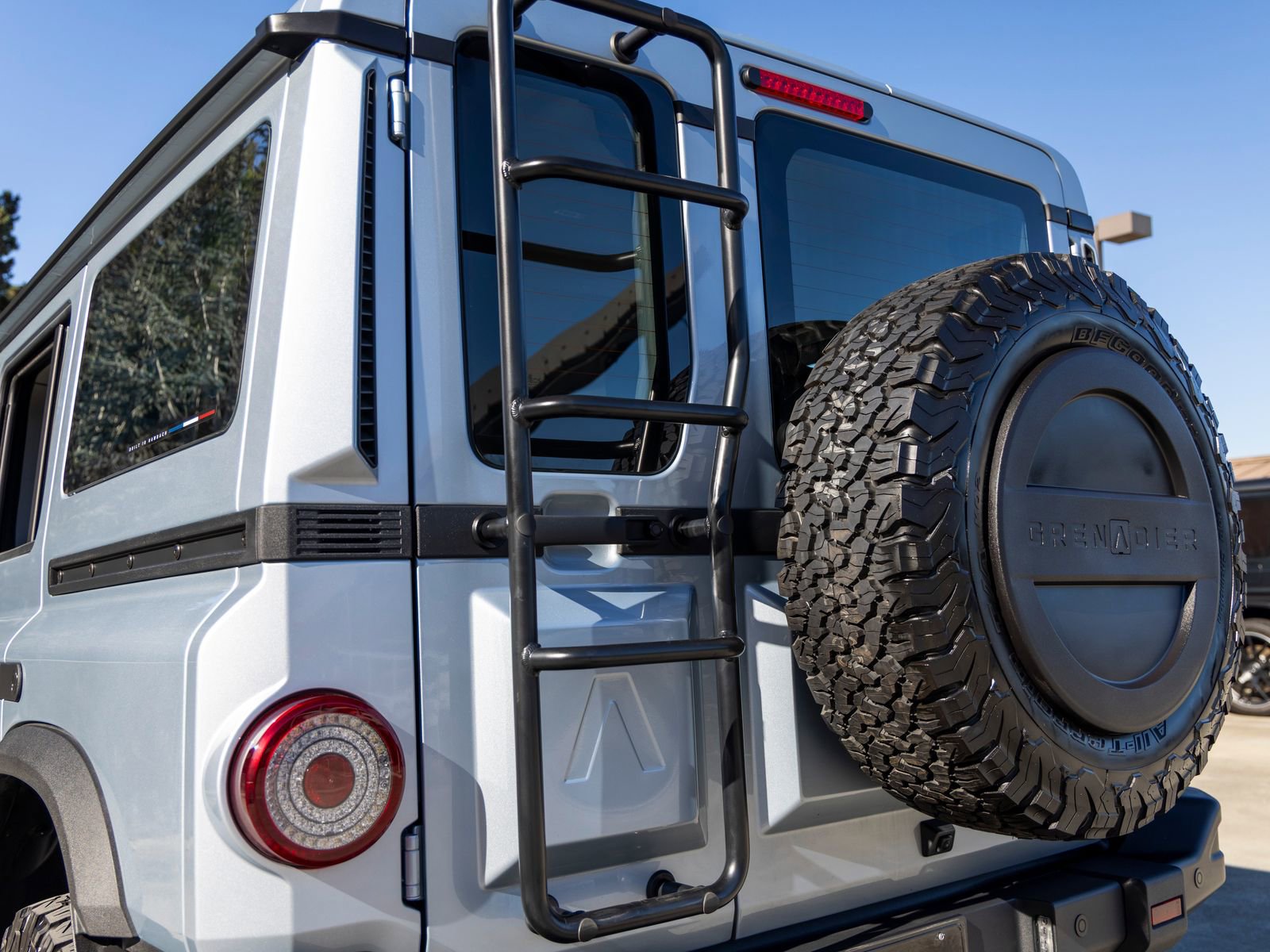 Used 2025 INEOS Grenadier image 26