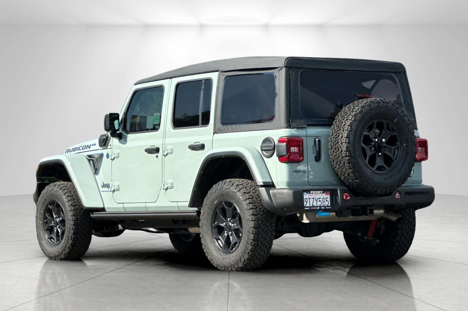 Used 2023 Jeep Wrangler Unlimited Rubicon 4xe image 5