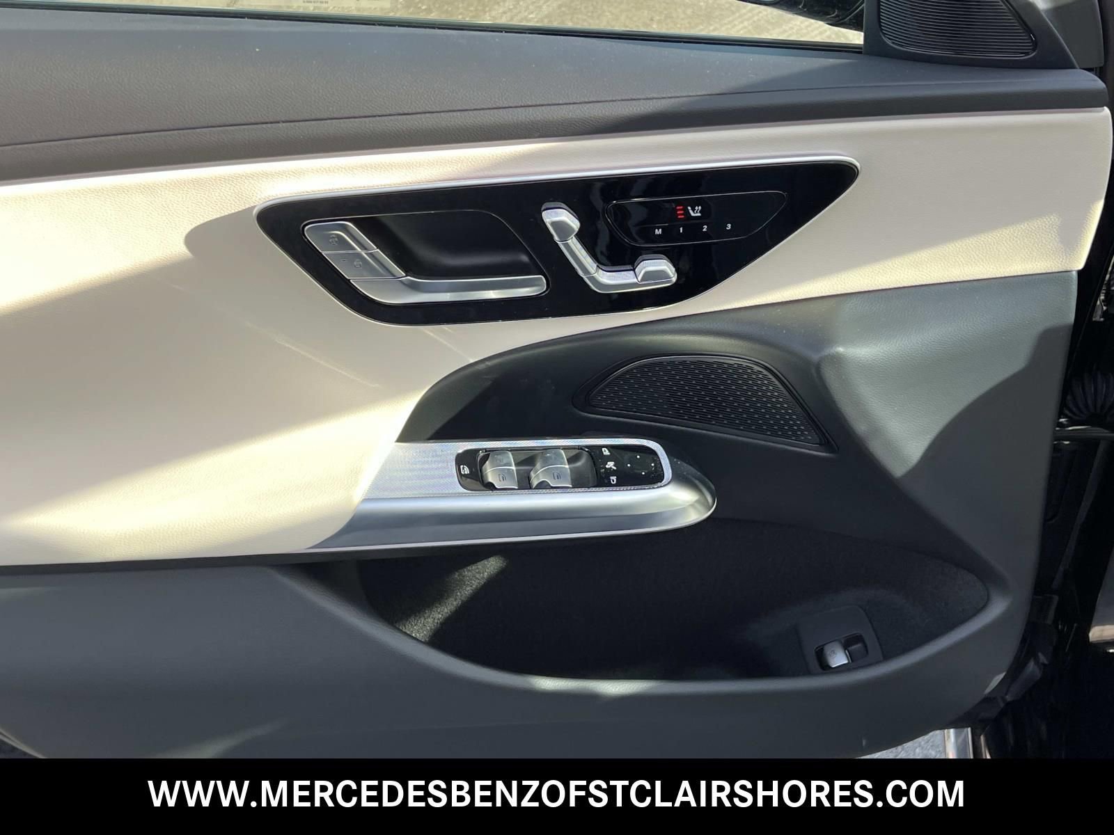 New 2026 Mercedes-Benz E 350 4MATIC Sedan image 17
