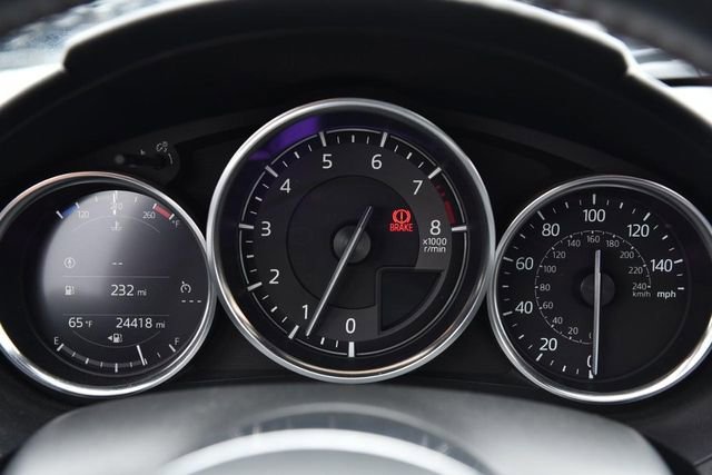 Used 2019 MAZDA MX-5 Miata RF Grand Touring RWD image 11