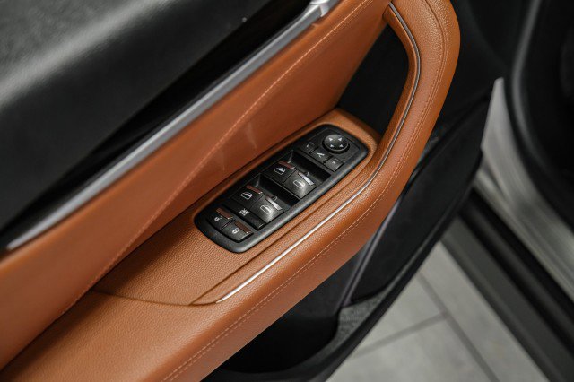 Used 2017 Maserati Levante S image 40