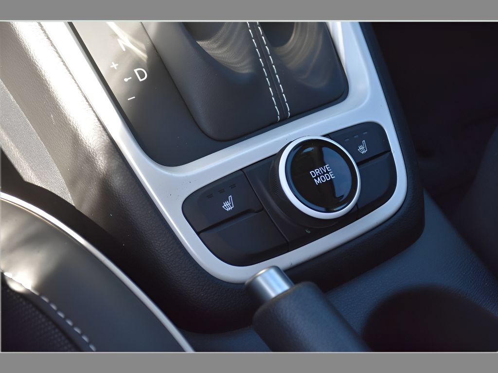 New 2026 Hyundai Venue SEL FWD image 27