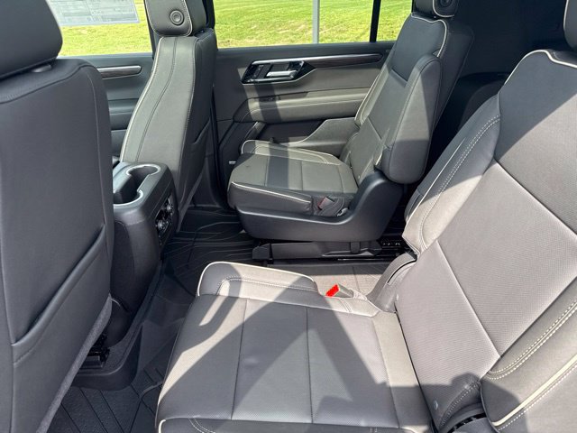New 2026 Chevrolet Suburban Premier w/ Sun And Tow Package AWD/4WD image 47