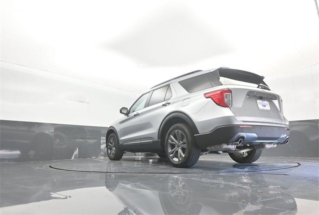 Certified 2023 Ford Explorer XLT w/ Equipment Group 202A image 33