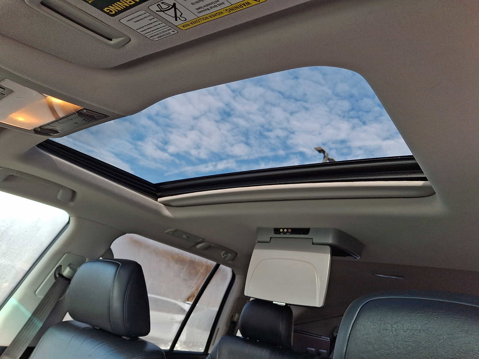 Used 2011 Lexus LX 570 4WD image 15