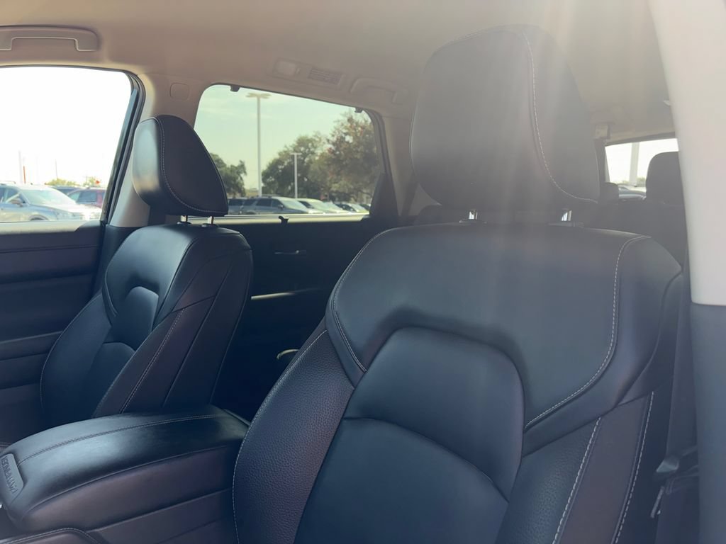 Certified 2022 Nissan Pathfinder SL FWD image 10