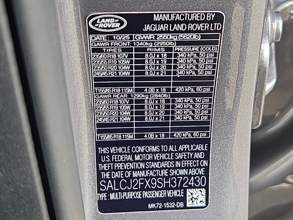 New 2025 Land Rover Discovery Sport S image 30