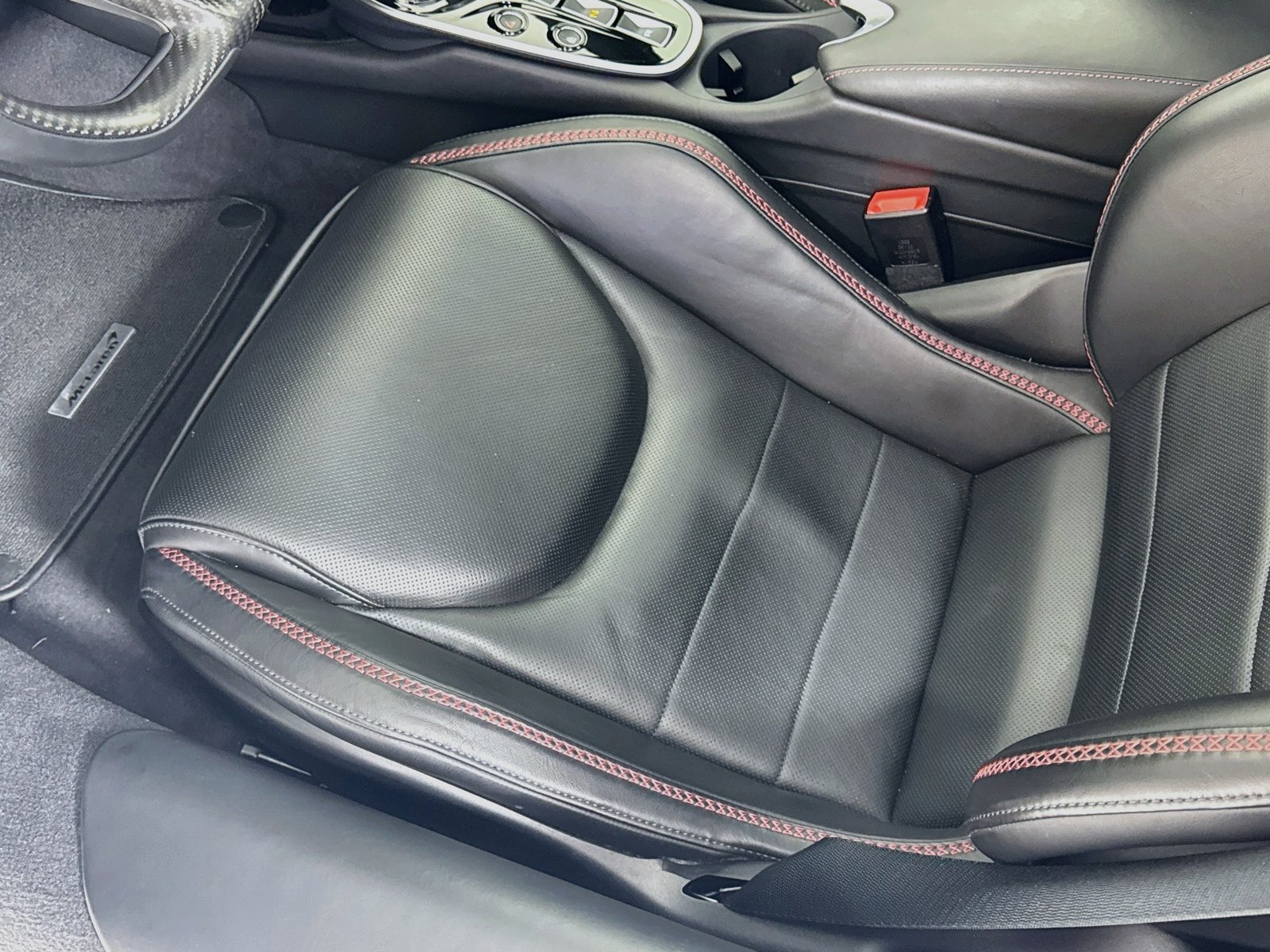 Used 2023 McLaren GT RWD image 19