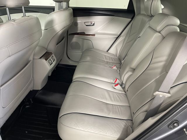 Used 2009 Toyota Venza AWD image 16