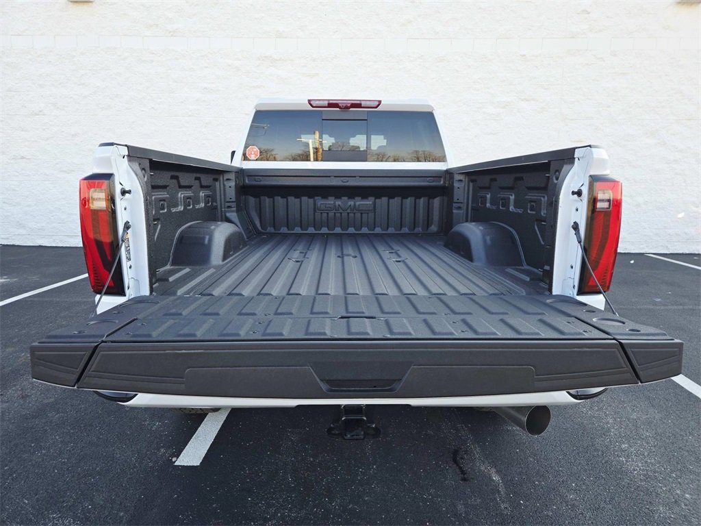 New 2026 GMC Sierra 2500 Denali Ultimate image 18