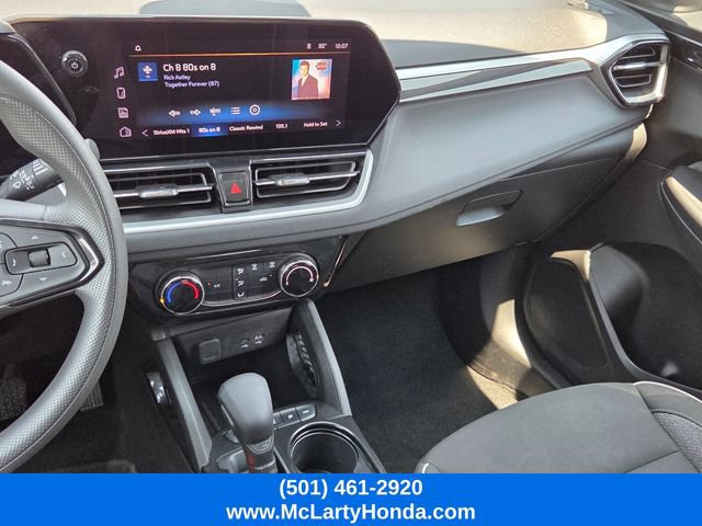 Used 2025 Chevrolet TrailBlazer LT AWD/4WD image 26