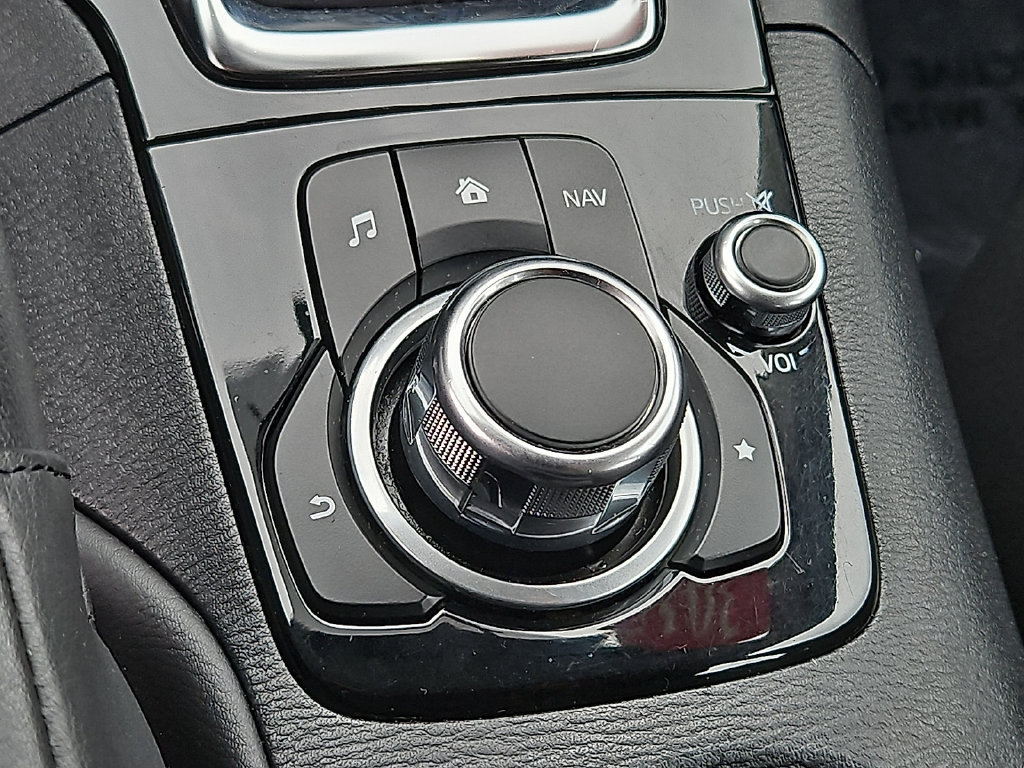 Used 2016 MAZDA MAZDA3 i Sport FWD image 25