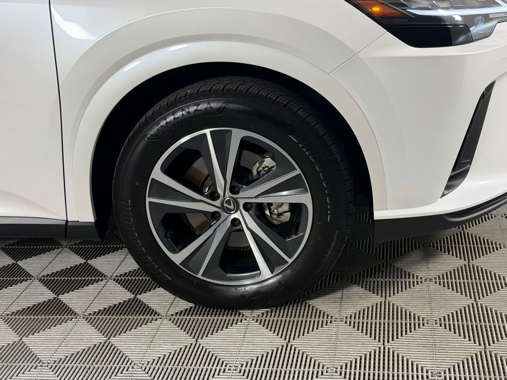 Used 2025 Lexus RX 350 Premium w/ Accessory Package (K3) FWD image 12