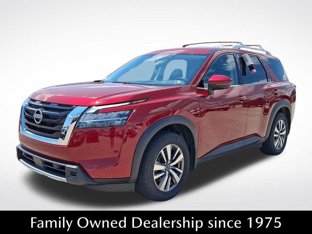 Used 2023 Nissan Pathfinder SL AWD/4WD image 3