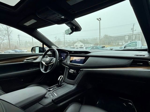 Used 2023 Cadillac XT5 Premium Luxury w/ Platinum Package image 23