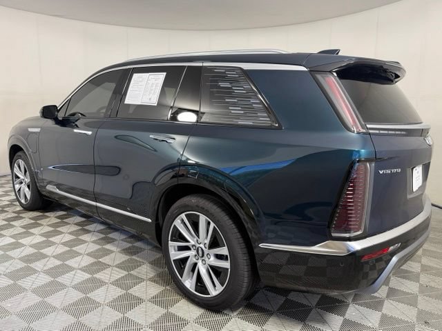 Used 2026 Cadillac Vistiq Luxury w/ LPO, Floor Liner Package AWD/4WD image 4