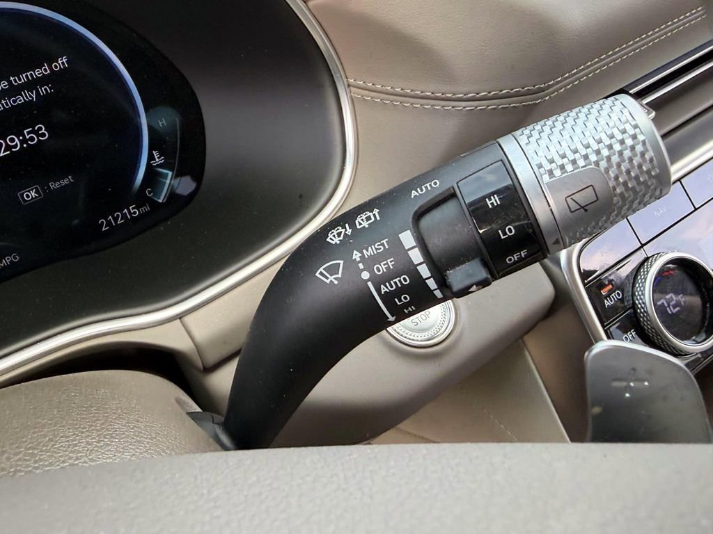 Certified 2023 Genesis GV80 2.5T w/ Prestige 20" Package image 25