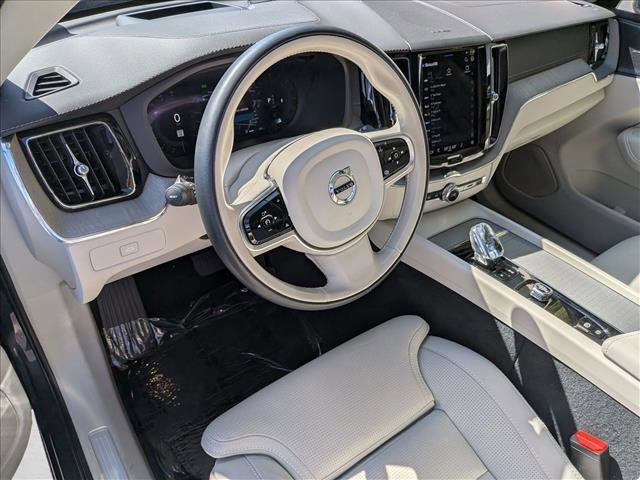 Used 2023 Volvo XC60 B6 Ultimate w/ Climate Package image 10