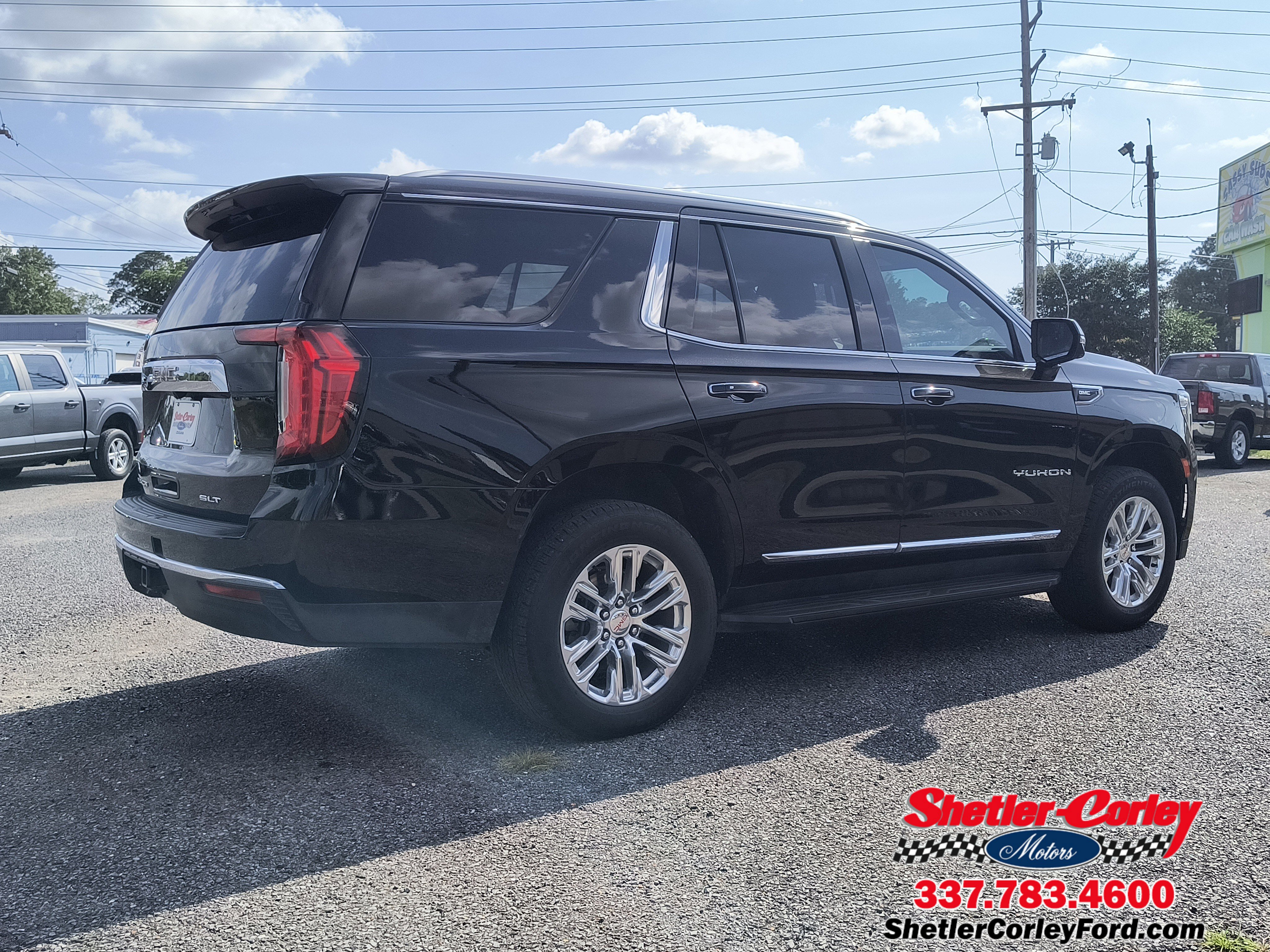 Used 2022 GMC Yukon SLT w/ SLT Luxury Package image 10