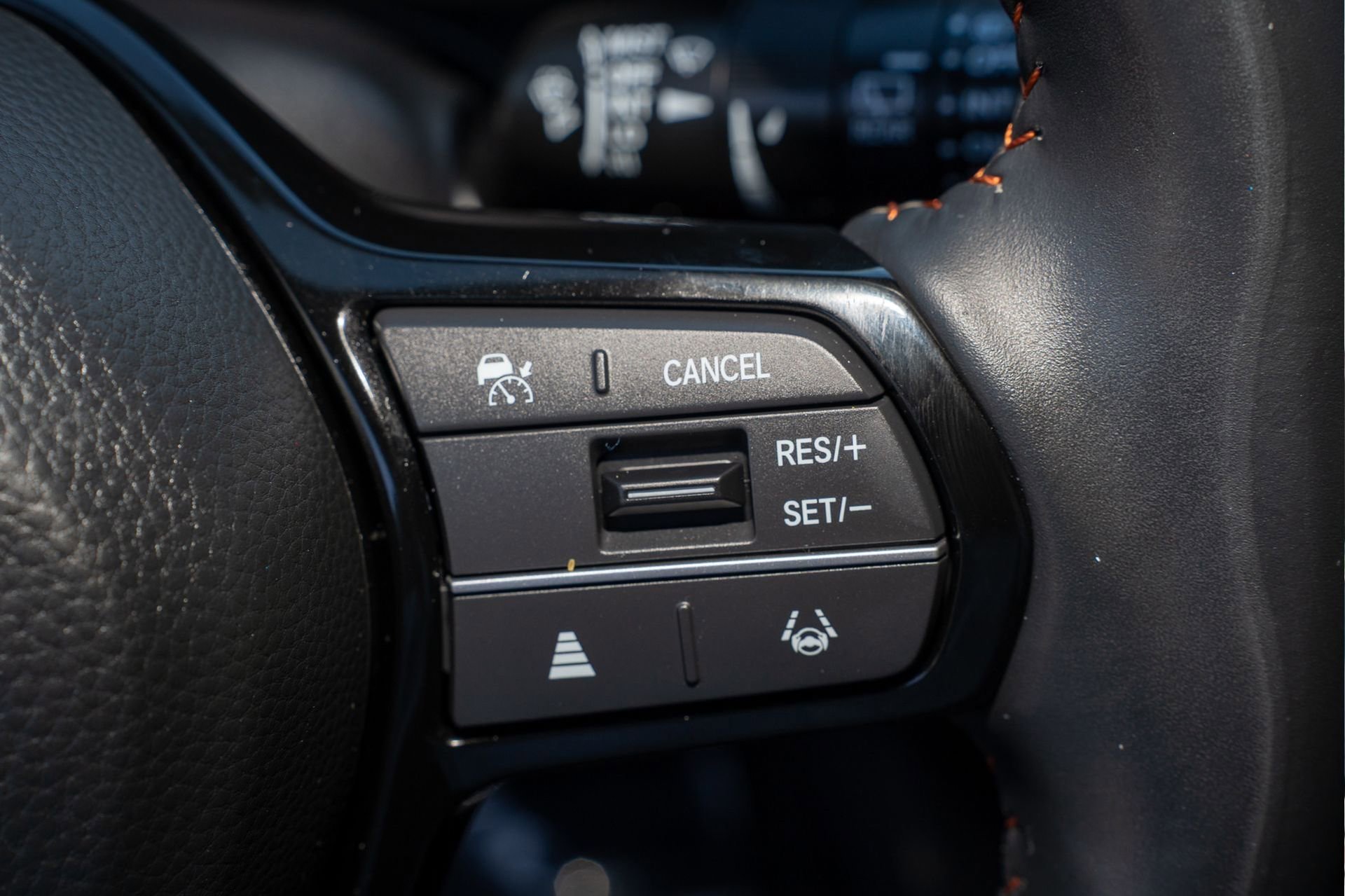 Certified 2024 Honda HR-V Sport image 29