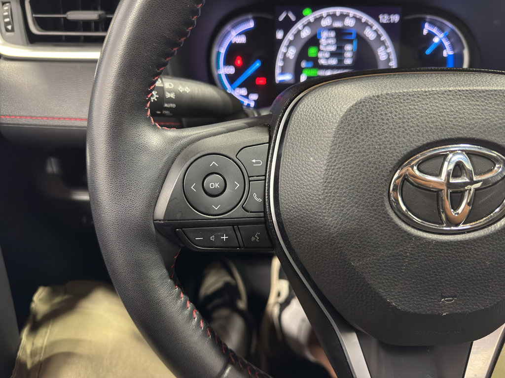 Used 2023 Toyota RAV4 SE w/ Weather & Moonroof Package AWD/4WD image 18