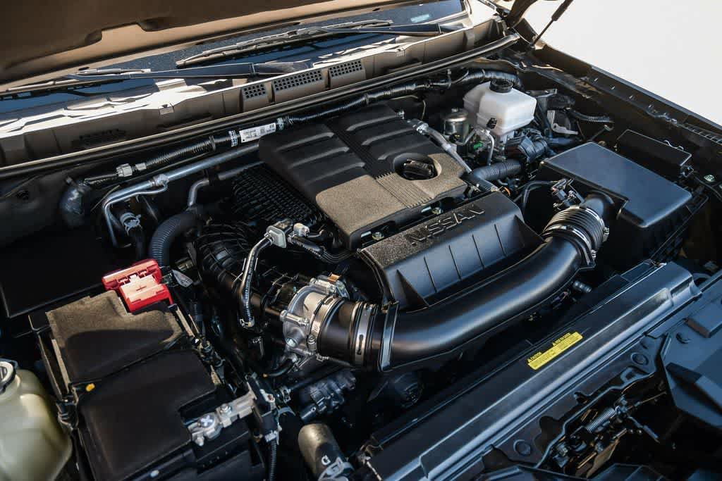 Used 2025 Nissan Frontier Pro-X image 30