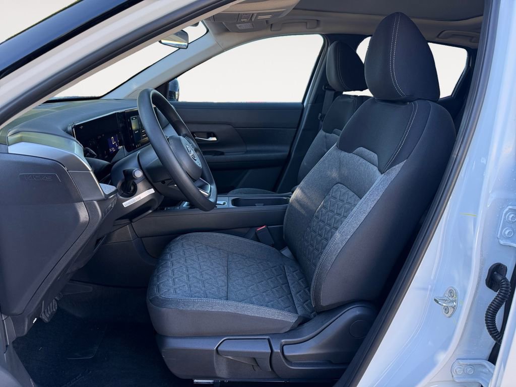 New 2026 Nissan Kicks SV w/ SV Premium Package AWD/4WD image 9